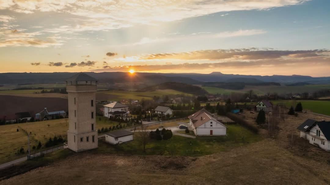 Wataha Pod Basztami - Alfa - Domki Caloroczne Radkow Zewnętrze zdjęcie