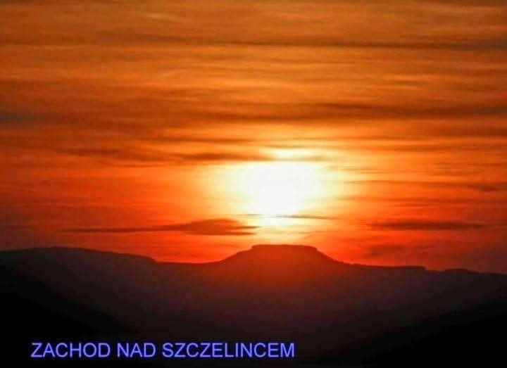 Wataha Pod Basztami - Alfa - Domki Caloroczne Radkow Zewnętrze zdjęcie
